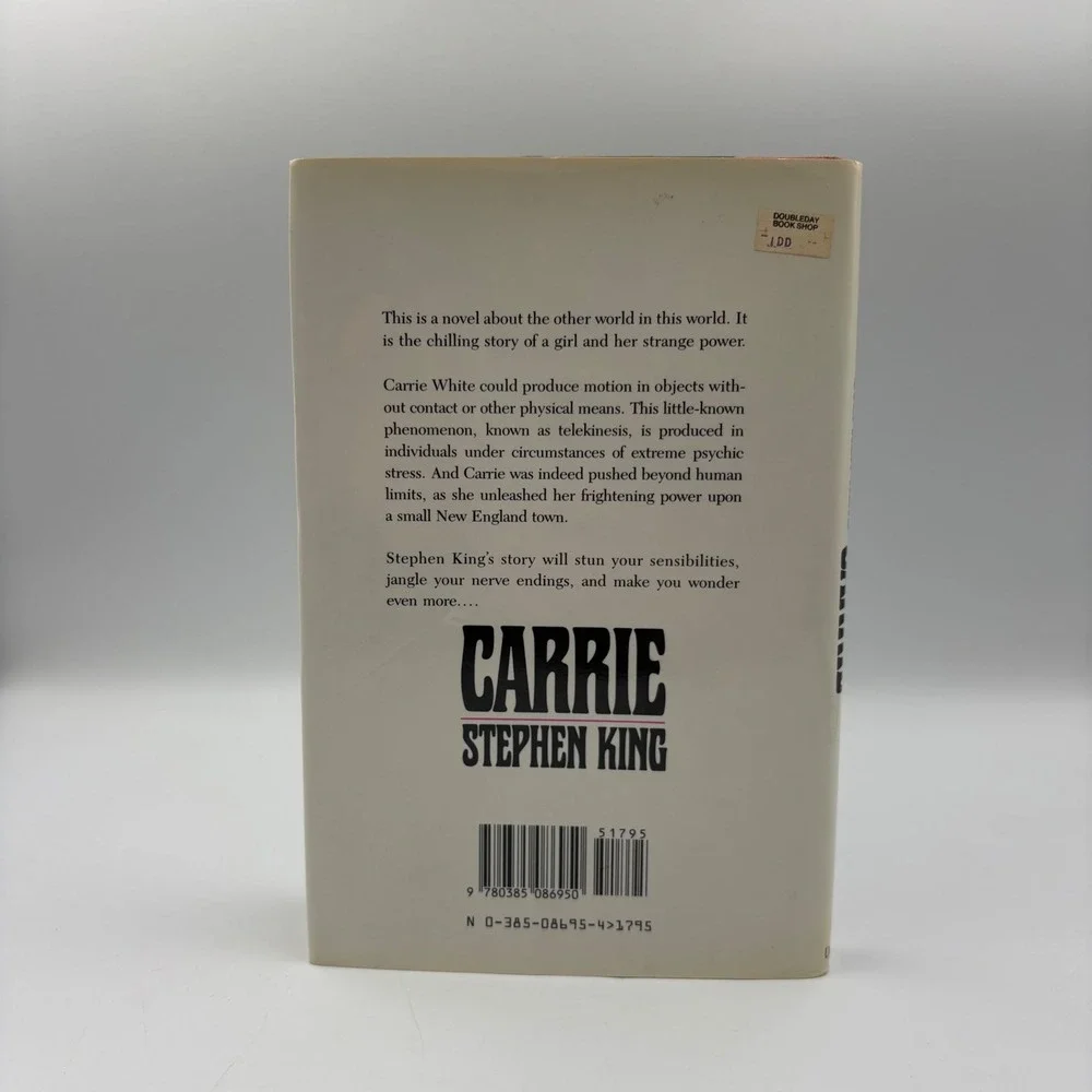 Stephen King Carrie Hardcover Book Adult Good Horror Novel 0385086954